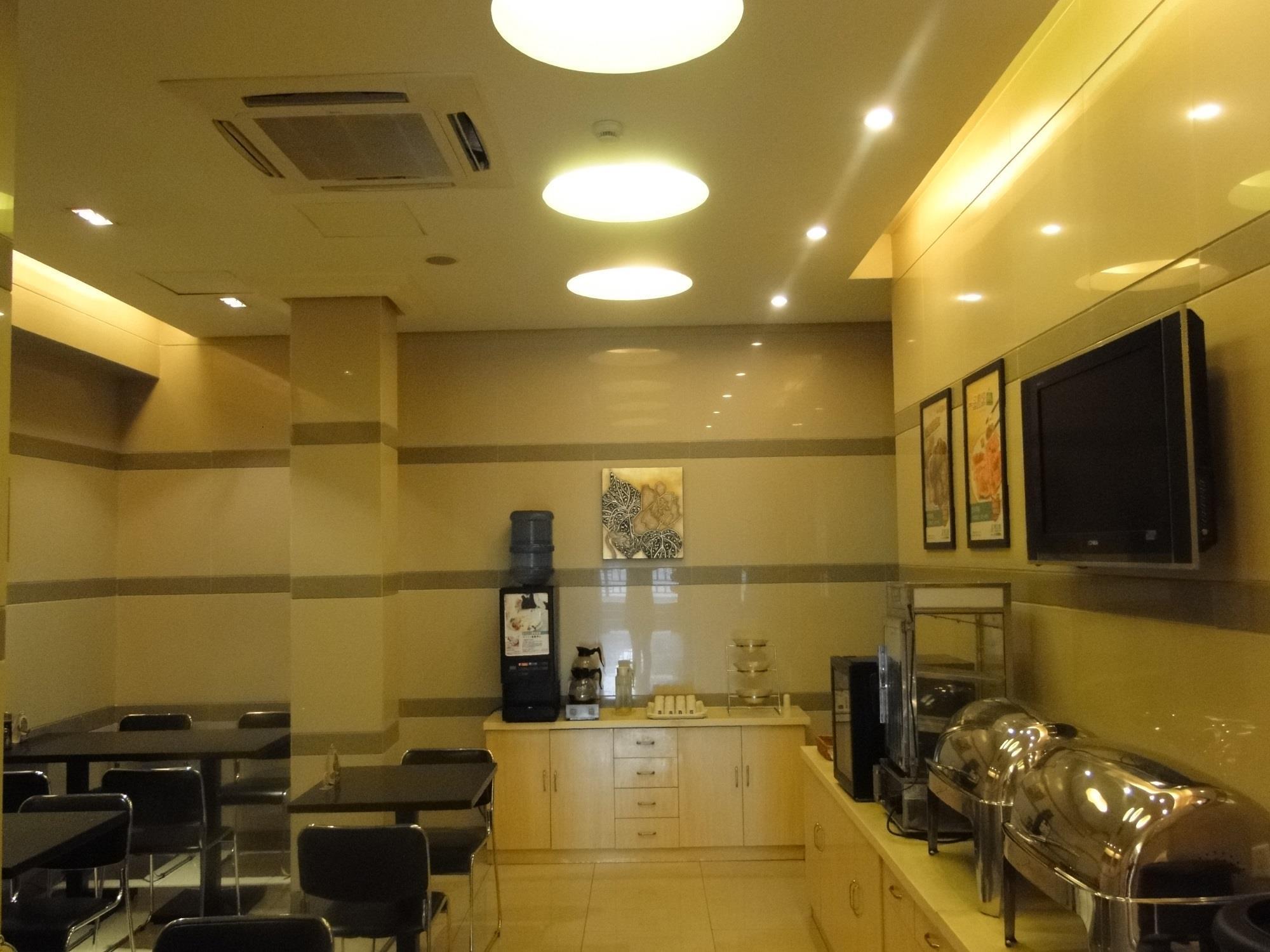 Jinjiang Inn Shanghai Oriental Pearl Tower Экстерьер фото