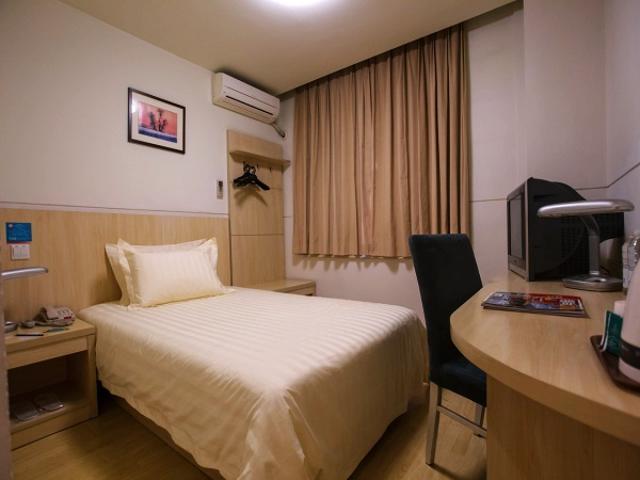 Jinjiang Inn Shanghai Oriental Pearl Tower Экстерьер фото
